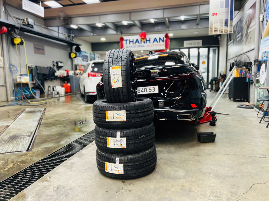 Hoàn tất thay mới lốp Pirelli 245/35R20 N0 nhập khẩu Đức cho xe Audi A5 tại gara Thanh An AutoCare