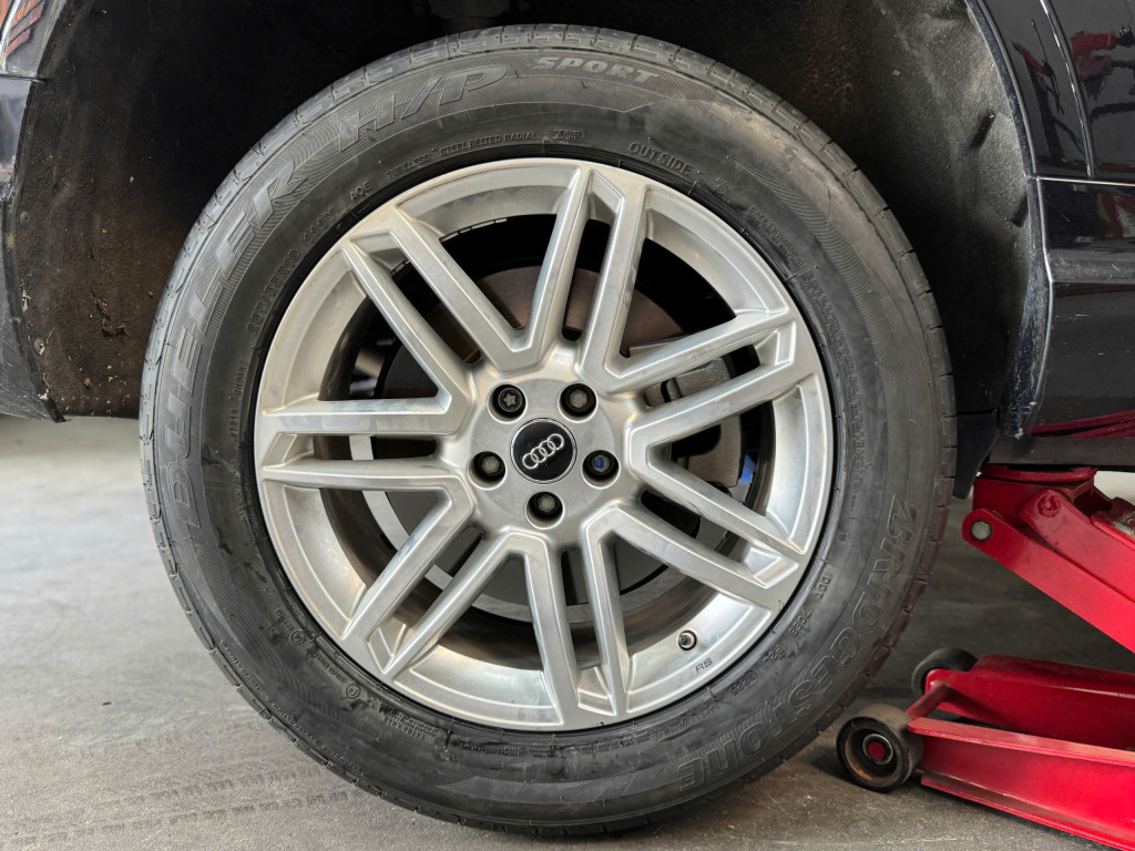 Audi Q7 vỏ xe Bridgestone 255-55R19 Dueler HP Sport 9 (2)