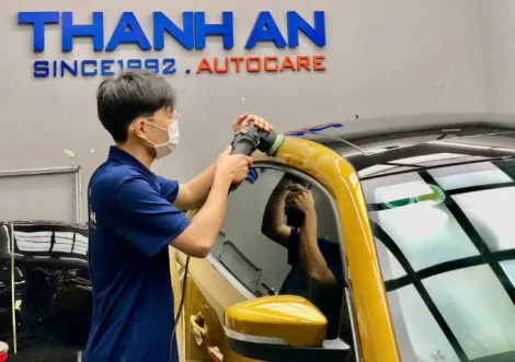 Chăm sóc ngoại thất xe ô tô