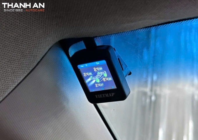 Lắp cảm biến áp suất lốp van trong Vietmap TW50 tại gara