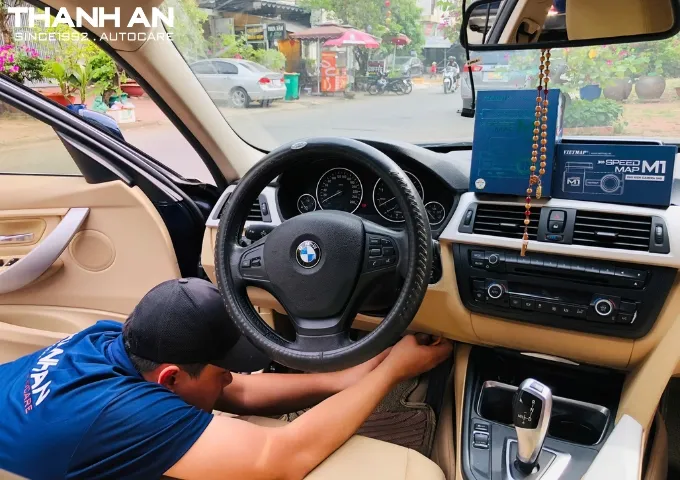 Lắp camera Vietmap chính hãng