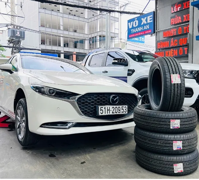 lốp 205/60R16 chính hãng