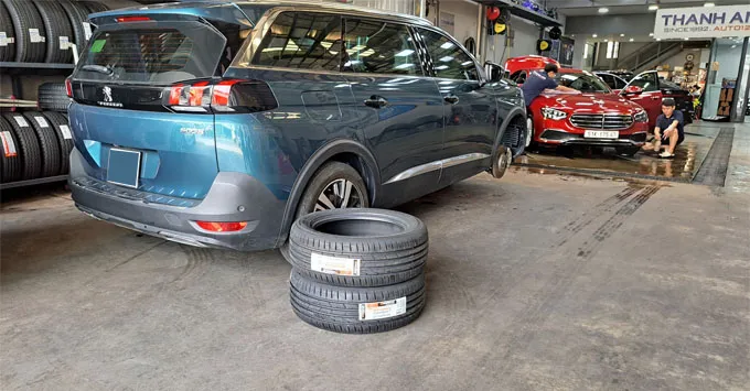 Thay Lốp 225/55R18 tại Thanh An Autocare