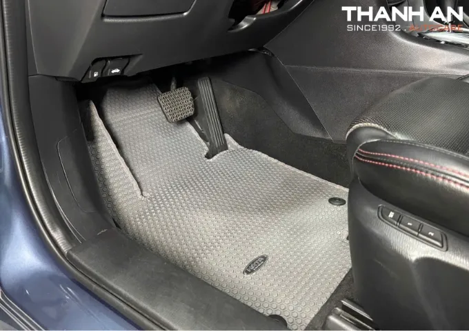 Các loại thảm lót sàn xe ô tô phổ biến
