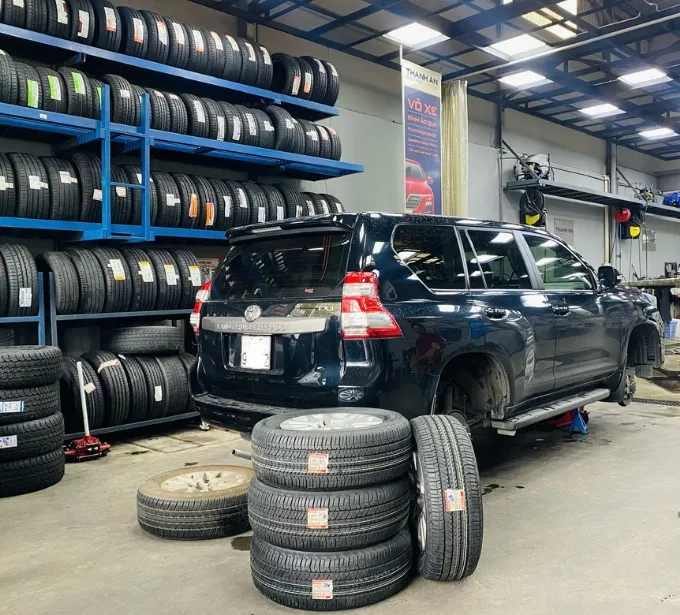 lốp 265/60R18 chính hãng