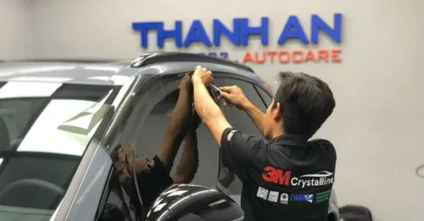 Phim cách nhiệt 3M Crystalline cao cấp cho xe hơi