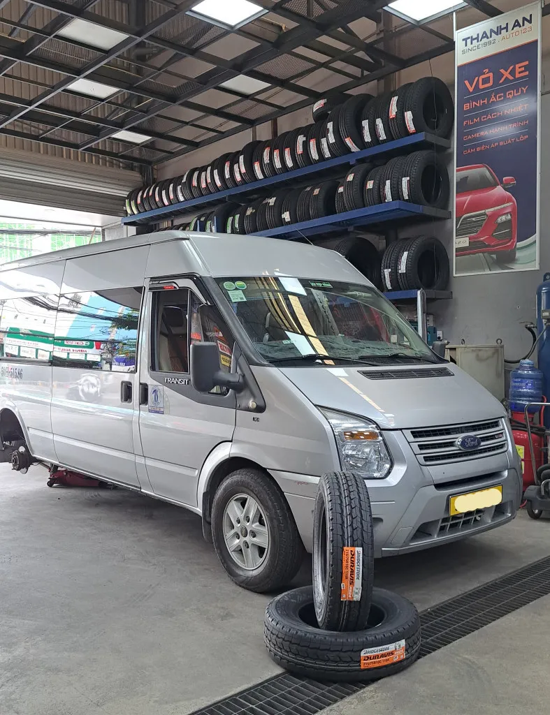 Phụ tùng và phụ kiện xe Ford Transit
