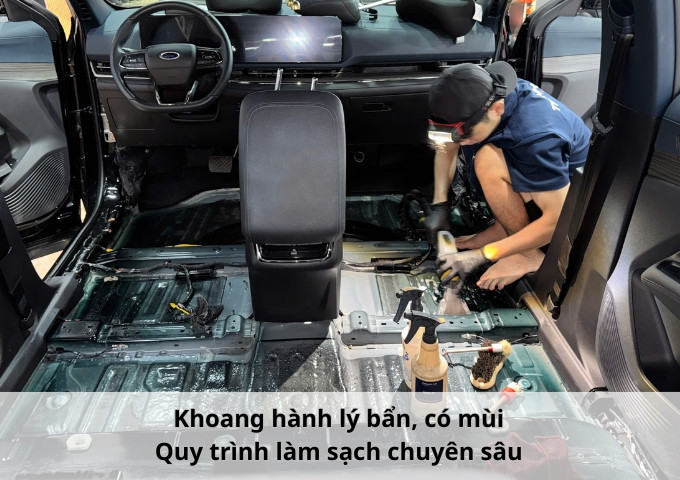 Khoang hành lý bẩn, có mùi: Quy trình làm sạch chuyên sâu