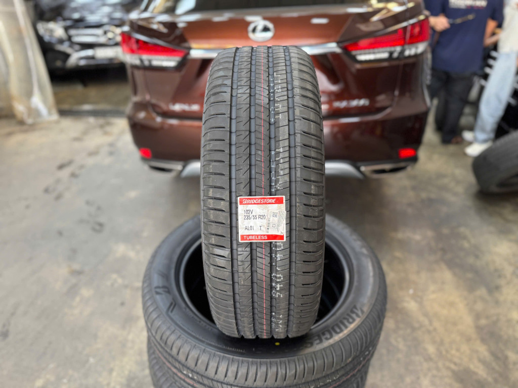 Lexus RX300 Lốp Bridgestone 235-55R20 Alenza 001 Nhật Bản 7 (3)