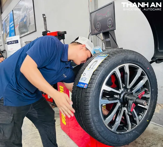 Thay Lốp Xe Ô Tô  Thảo Điền Quận 2: Chính hãng, Giá tốt, Uy tín