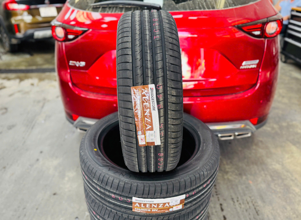 Mazda CX-5 vỏ xe Bridgestone 225-55R19 Alenza 001 Nhật Bản 8 (3)