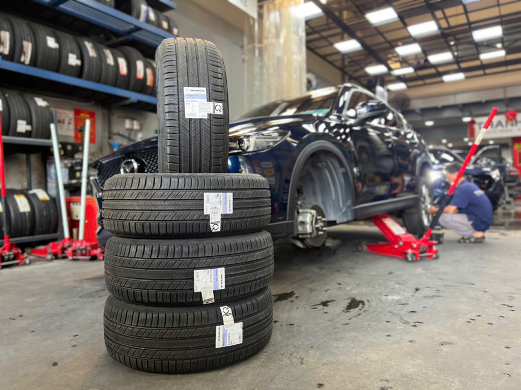 Mazda CX-5 thay trọn bộ 4 vỏ xe Michelin 225/55R19 Primacy SUV Thái Lan tại trung tâm Thanh An AutoCare