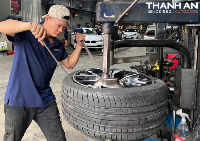 Khách hàng BMW 520i tìm thấy Thanh An Autocare qua website