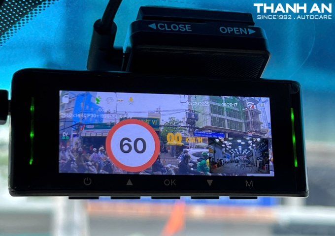 Hình ảnh Chất lượng ghi hình Vietmap Speedmap M1 và hiển thị cảnh báo tốc độ 60km/h sau khi lắp đặt tại gara