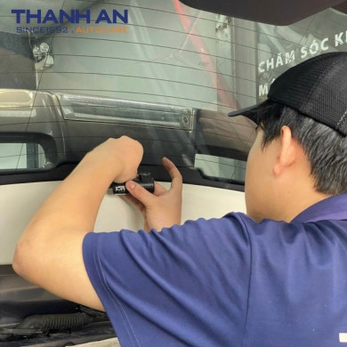 Camera-Hanh-Trinh-Vietmap-SPEEDMAP-M1-ghi-hinh-toan-canh-truoc-va-sau-chinh-hang-tai-thanh-an-auto-care