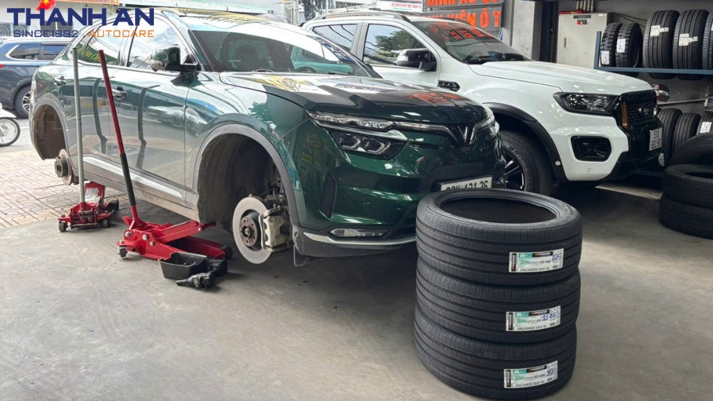 Lốp xe Vinfast VF8 chính hãng giá tốt tại thành phố Hồ Chí Minh