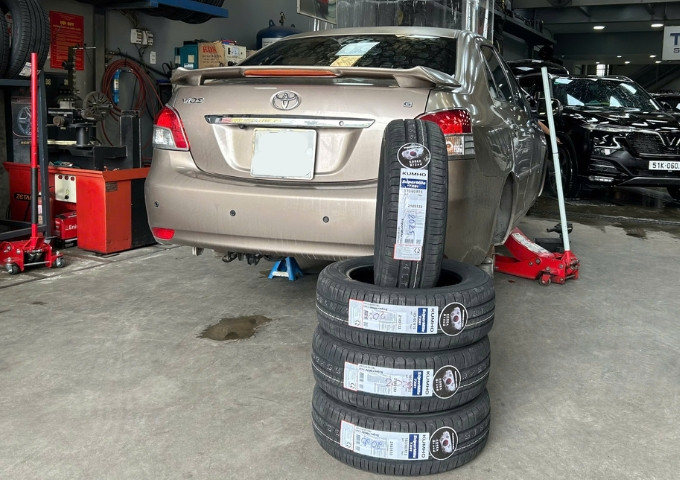 thay-lop-o-to-kieng-giang-tai-thanhanautocare
