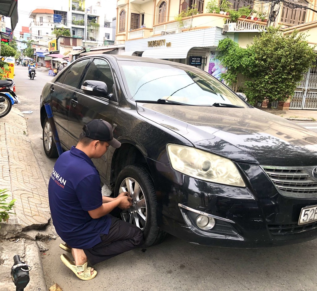 vo-lop-xe-o-to-phu-my-hung-chinh-hang-tai-thanh-an-autocare