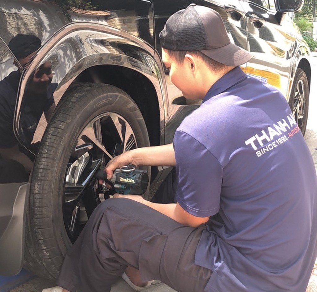 vo-lop-xe-o-to-quan-gan-day-chinh-hang-tai-thanh-an-autocare