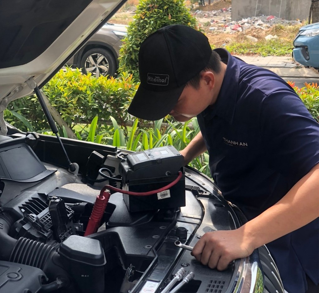 vo-lop-xe-o-to-quan-gan-day-chinh-hang-tai-thanh-an-autocare